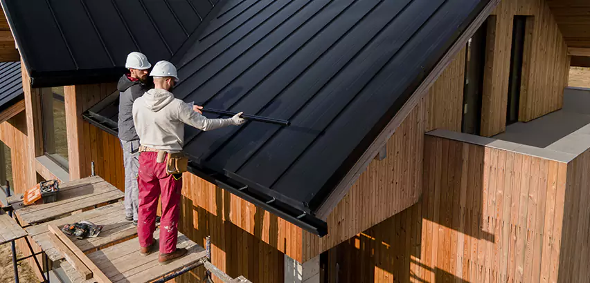 Metal Roof Maintenance in Orland Park