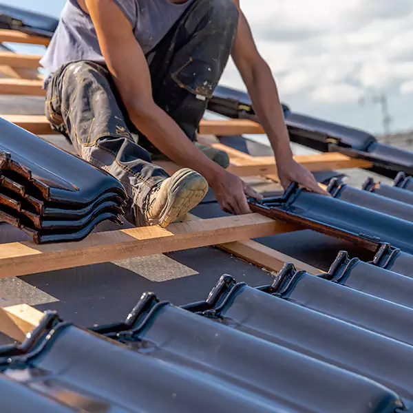 Why Orland Park, IL Homeowners Choose Orland Park Roofing Contractor for Hail Damage Repairs?
