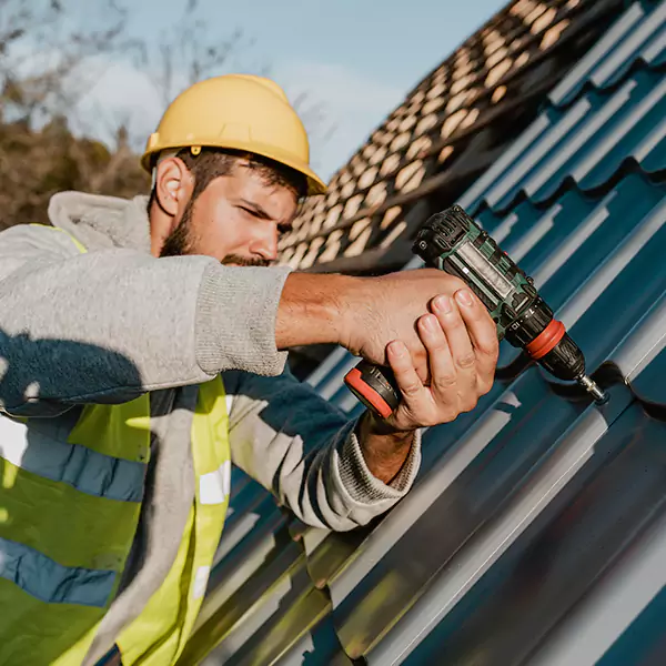 Why Orland Park Property Owners Choose Orland Park Roofing Contractor for Metal Roof Replacement?